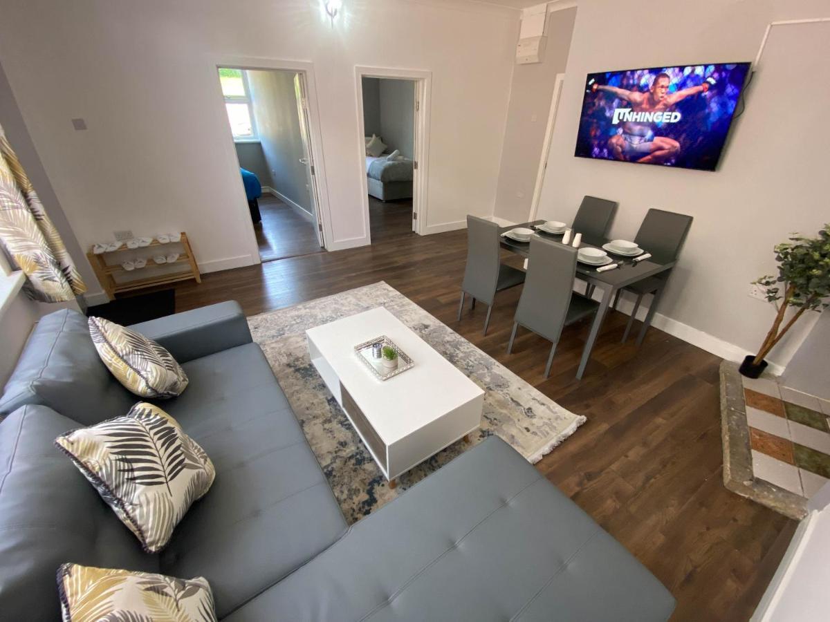 Ferienwohnung 2 Bed Town Centre Nr Theatre Free Park Wi-Fi & Garden Aylesbury  Exterior foto